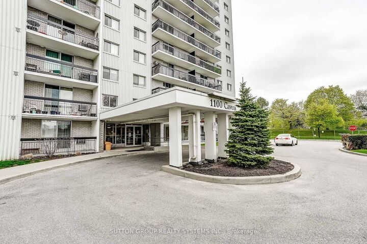 Property Photo: 1100 Caven Street 1211 ON L5G 4N3