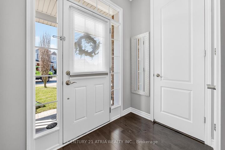 Property Photo: 265 Fellowes Crescent ON L8B 0V2