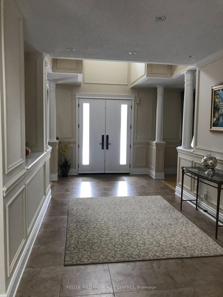 Property Photo: 148 Hunterwood Chase ON L6A 4A8