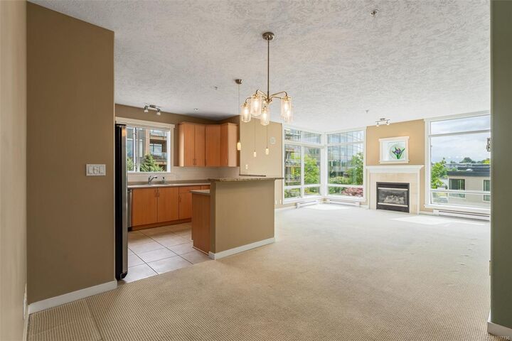 Property Photo:  330 Waterfront Cres 207  BC V8T 5K3 