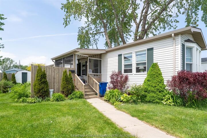 Property Photo: 144 Dunkirk Drive ON N7L 5P8