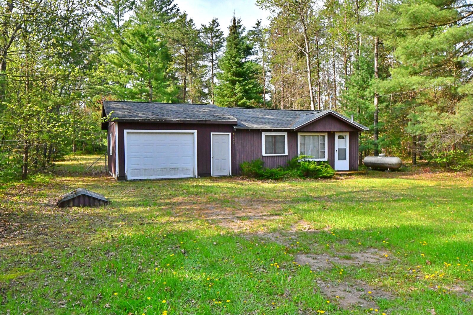 Property Photo:  9340 Diamond Drive  MI 48656 