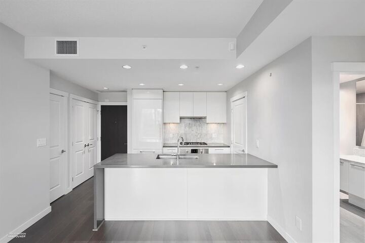 Property Photo: 5638 Birney Avenue 203 BC V6S 0H8