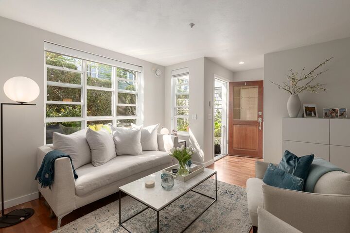 Property Photo: 675 W 7th Avenue 106 BC V5Z 1B6