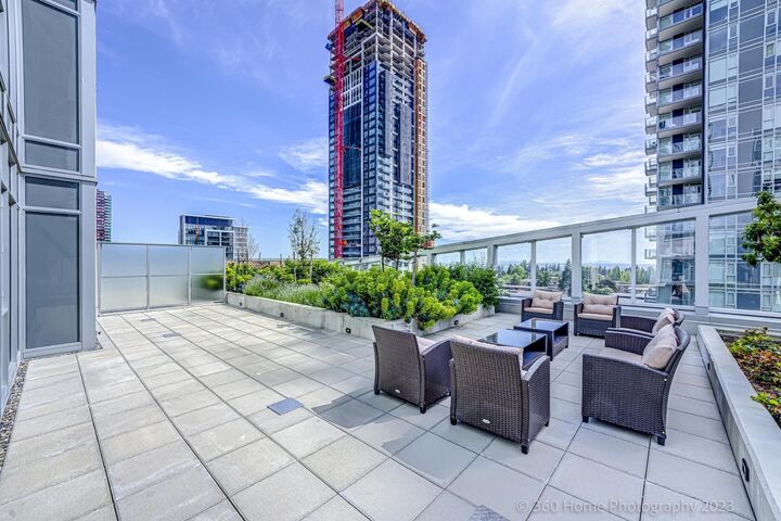 Property Photo:  4458 Beresford Street 707  BC V5H 0J1 