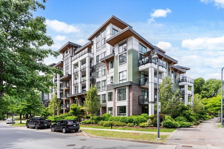 Property Photo:  45510 Market Way 103  BC V2R 6E1 