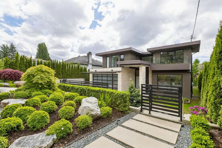 Property Photo:  2256 Jefferson Avenue  BC V7V 2A8 