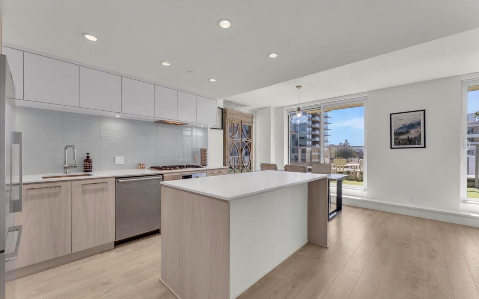 Property Photo:  680 Seylynn Crescent 405  BC V7J 0B5 