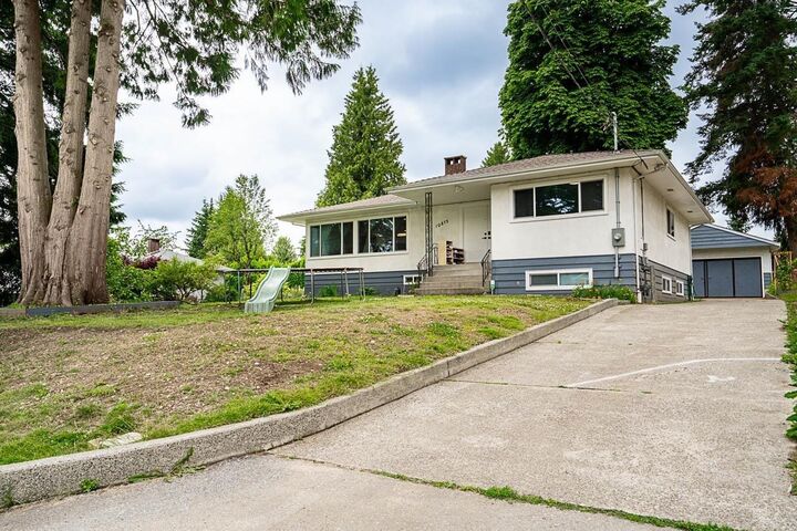 10875 143 Street — photo 1