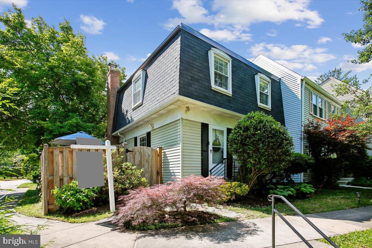 Property Photo:  3140 Ellenwood Drive  VA 22031 