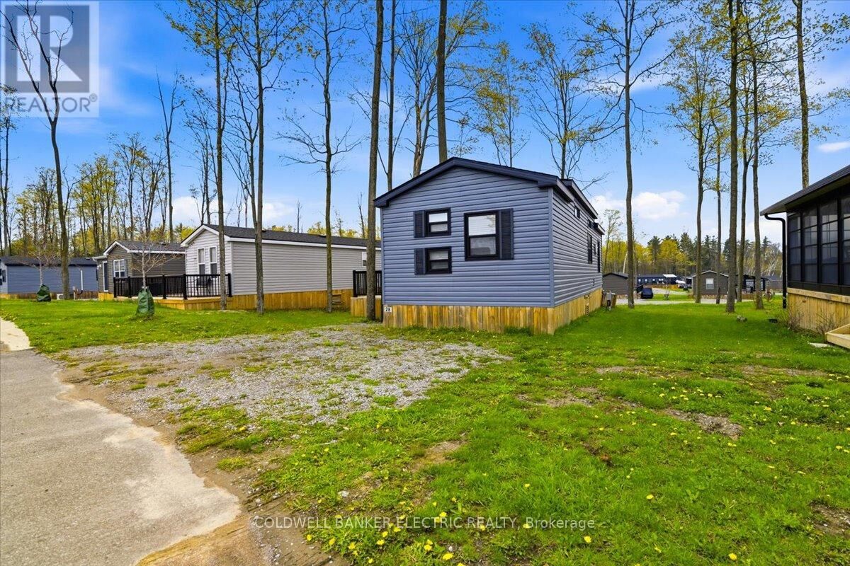 Property Photo:  1235 Villiers Line 28 St Andrews Lane  ON K0L 2G0 