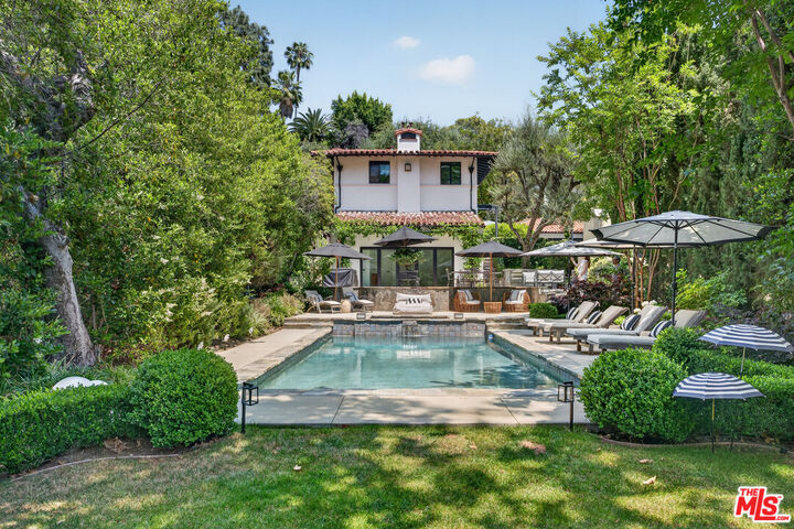 Property Photo: 760 S San Rafael Ave CA 91105