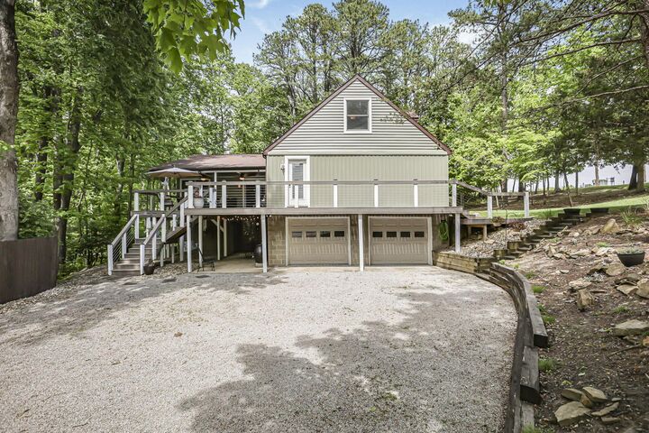Property Photo: 80 Lodge Lane OH 43155