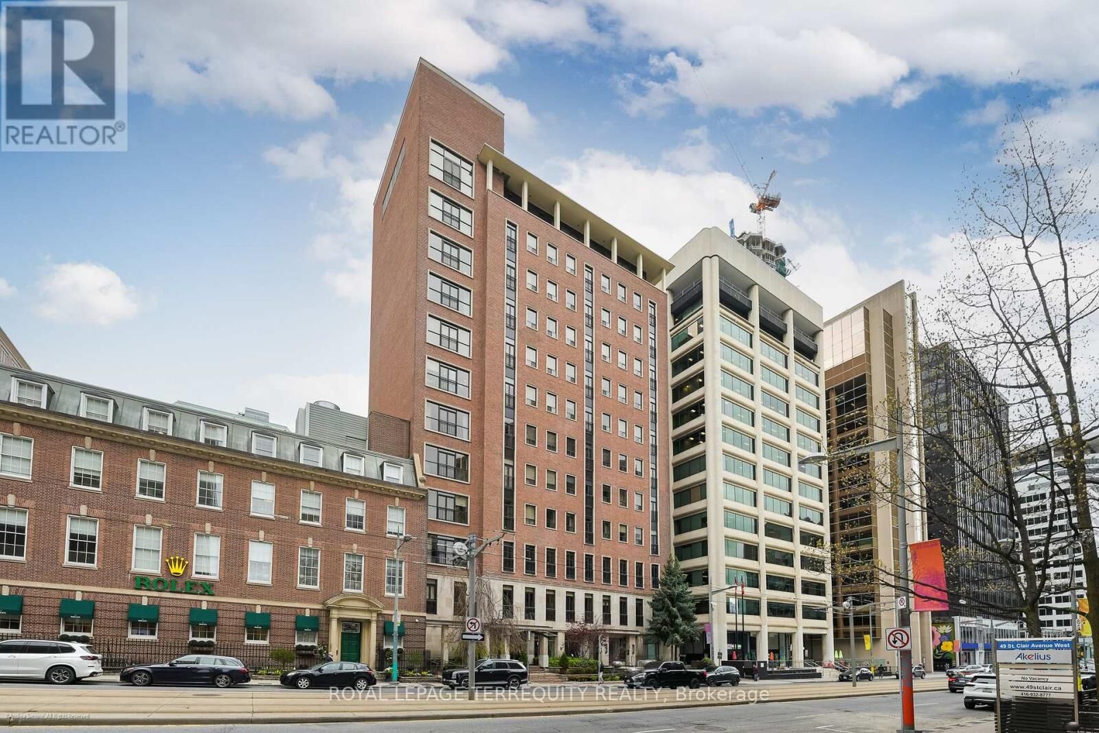 Property Photo:  48 St Clair Avenue West 406  ON M4V 2Z2 