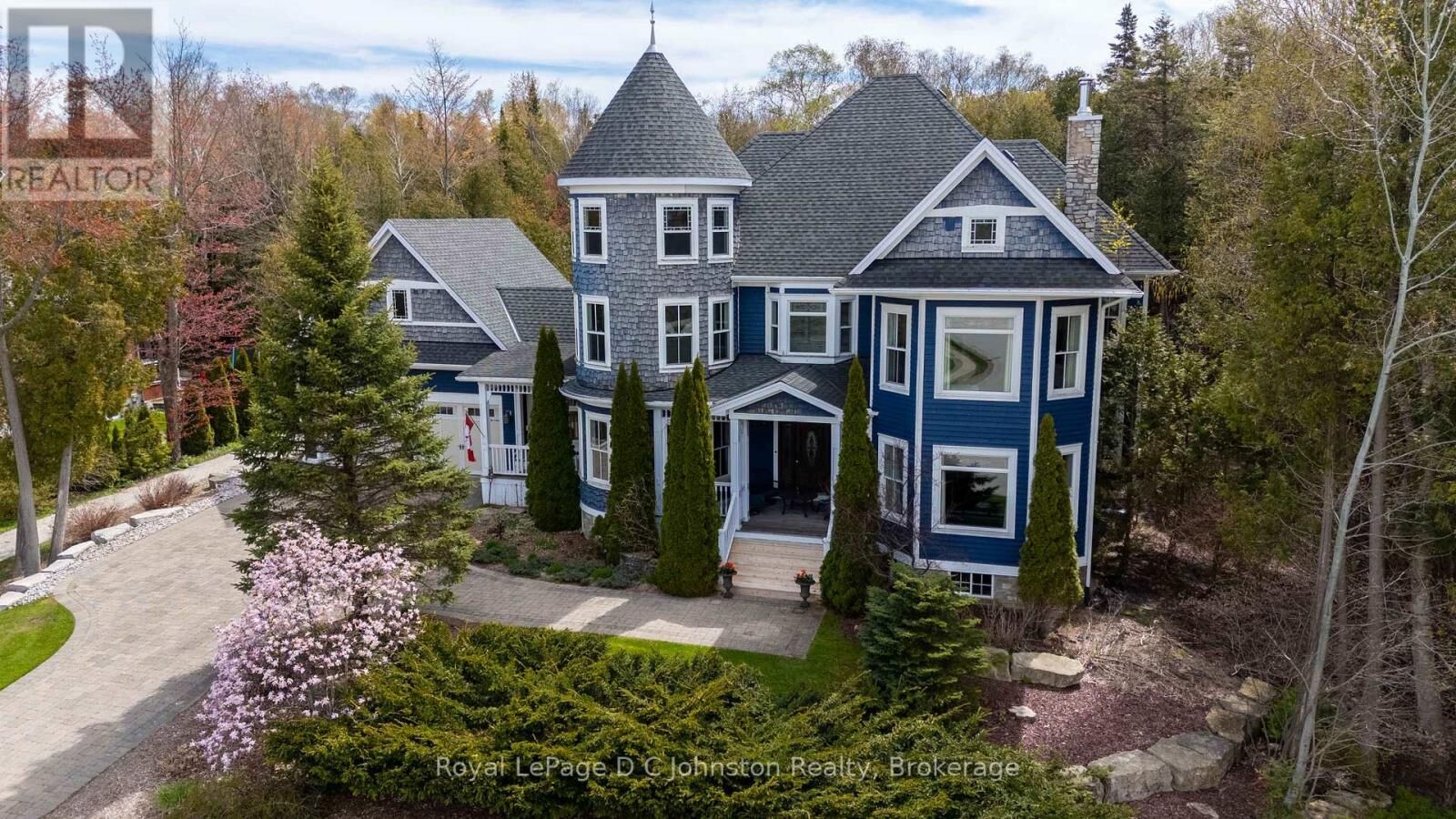 Property Photo:  184 Trillium Drive  ON N0H 2C2 