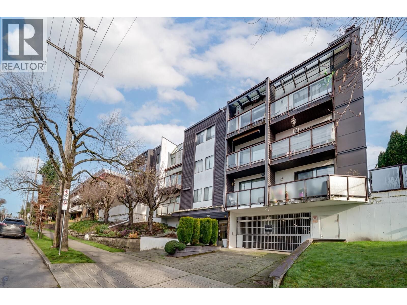 Property Photo:  315 Tenth Street 301  BC V3M 3Y2 