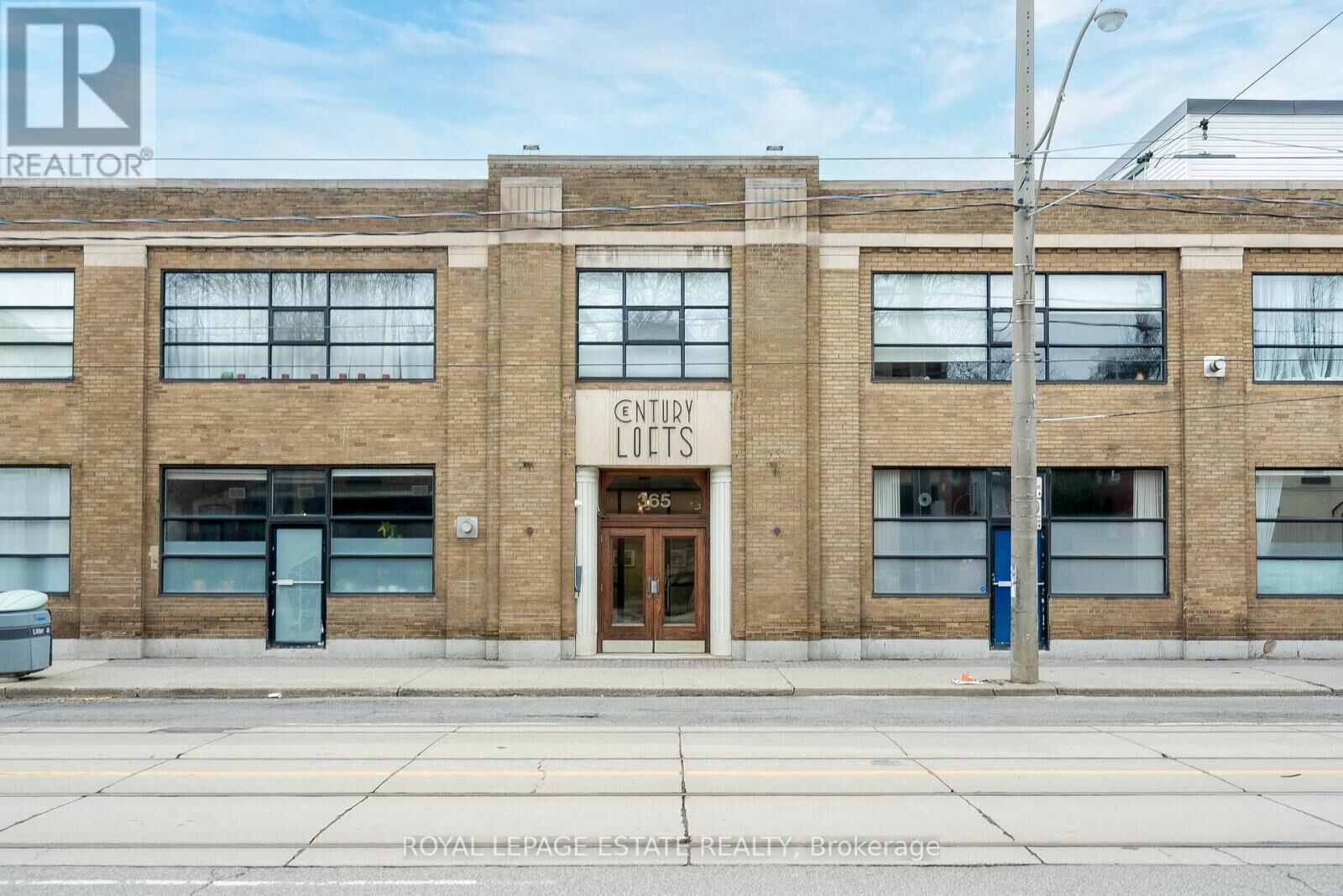 Property Photo:  365 Dundas Street East 216  ON M5A 4R9 