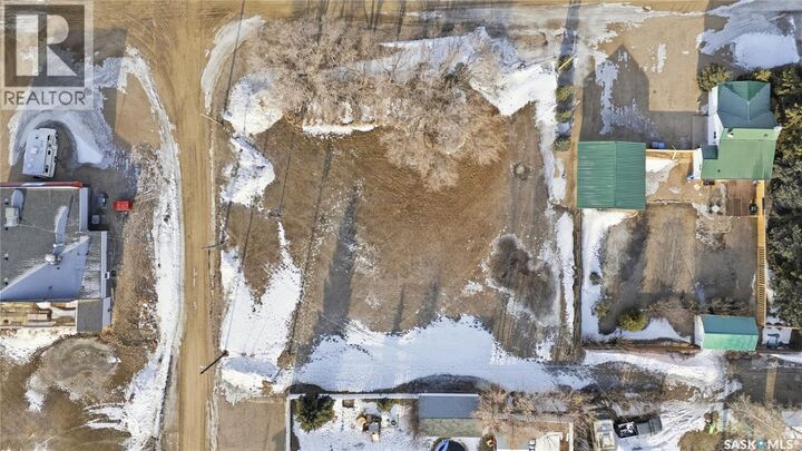 Property Photo:  100 Vincent Avenue  SK S0G 0R0 