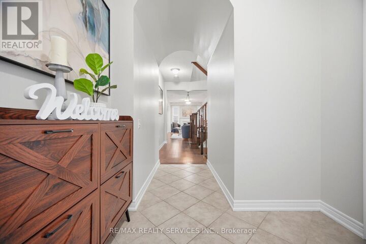 Property Photo:  9 Maple Trail Road  ON L7C 3Z3 
