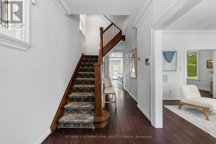 Property Photo:  34 Belsize Drive  ON M4S 1L4 