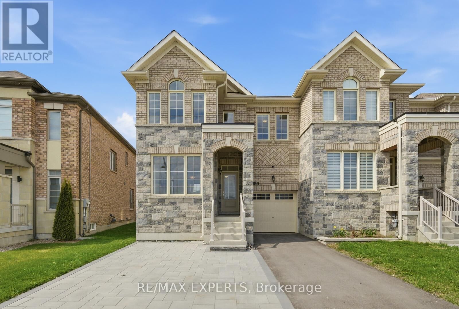 Property Photo: 189 Jim Mortson Drive ON L9N 0Z3
