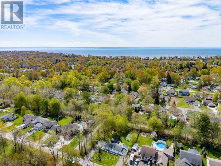 Property Photo: 3283 Grove Avenue ON L0S 1N0