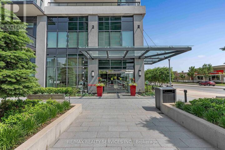 Property Photo: 3975 Grand Park Drive 1506 ON L5B 0K4