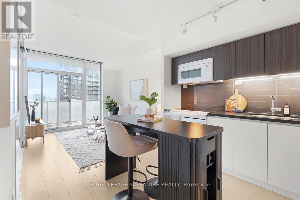 Property Photo: 75 Queens Wharf Road 3011 ON M5V 0J8