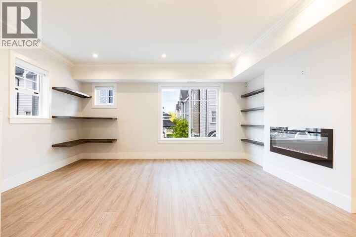 Property Photo:  9211 McKim Way 7  BC V6X 0T1 
