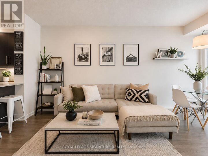 Property Photo: 125 Western Battery Road 2804 ON M6K 3R8