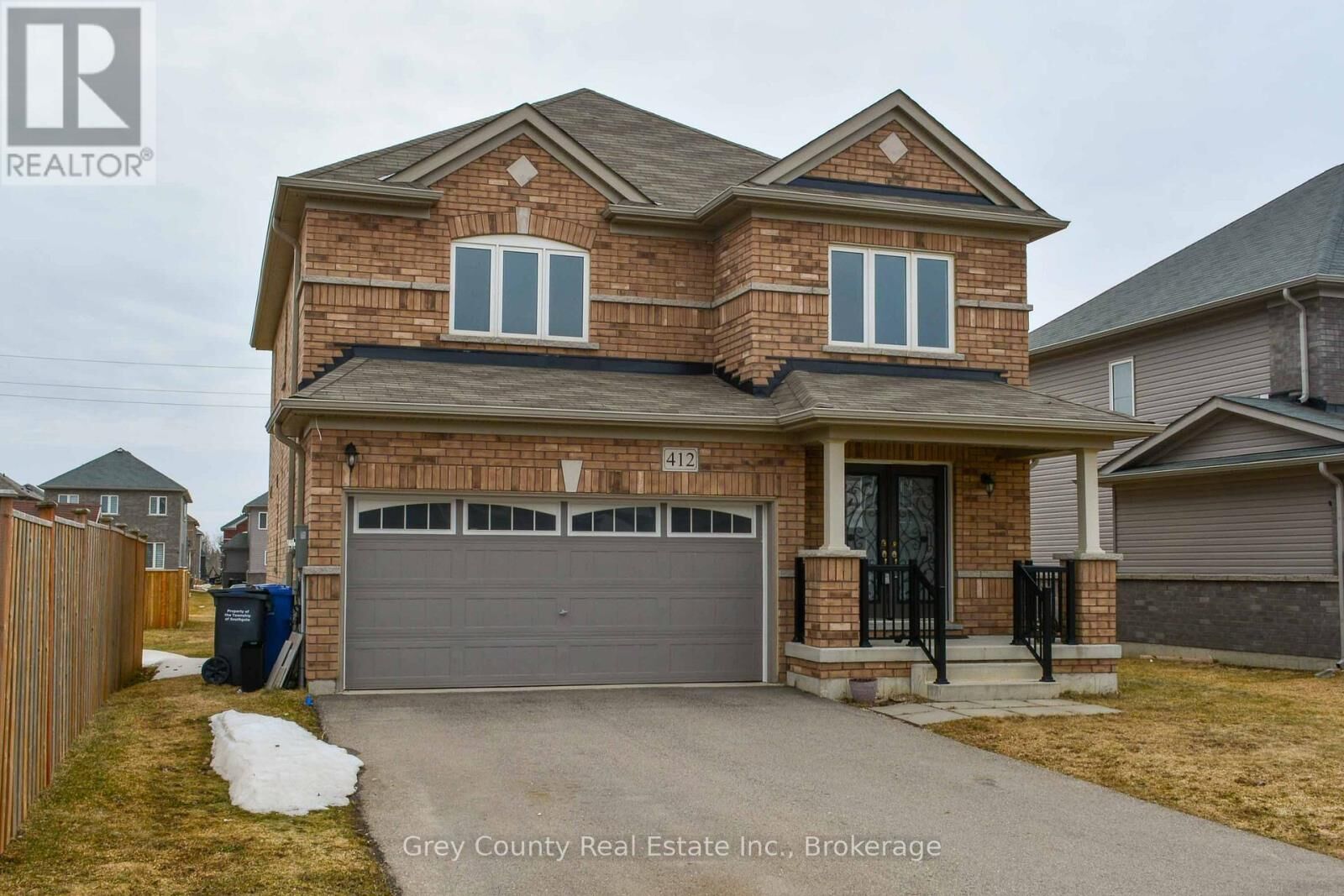 Property Photo:  412 Hagan Street East  ON N0C 1B0 
