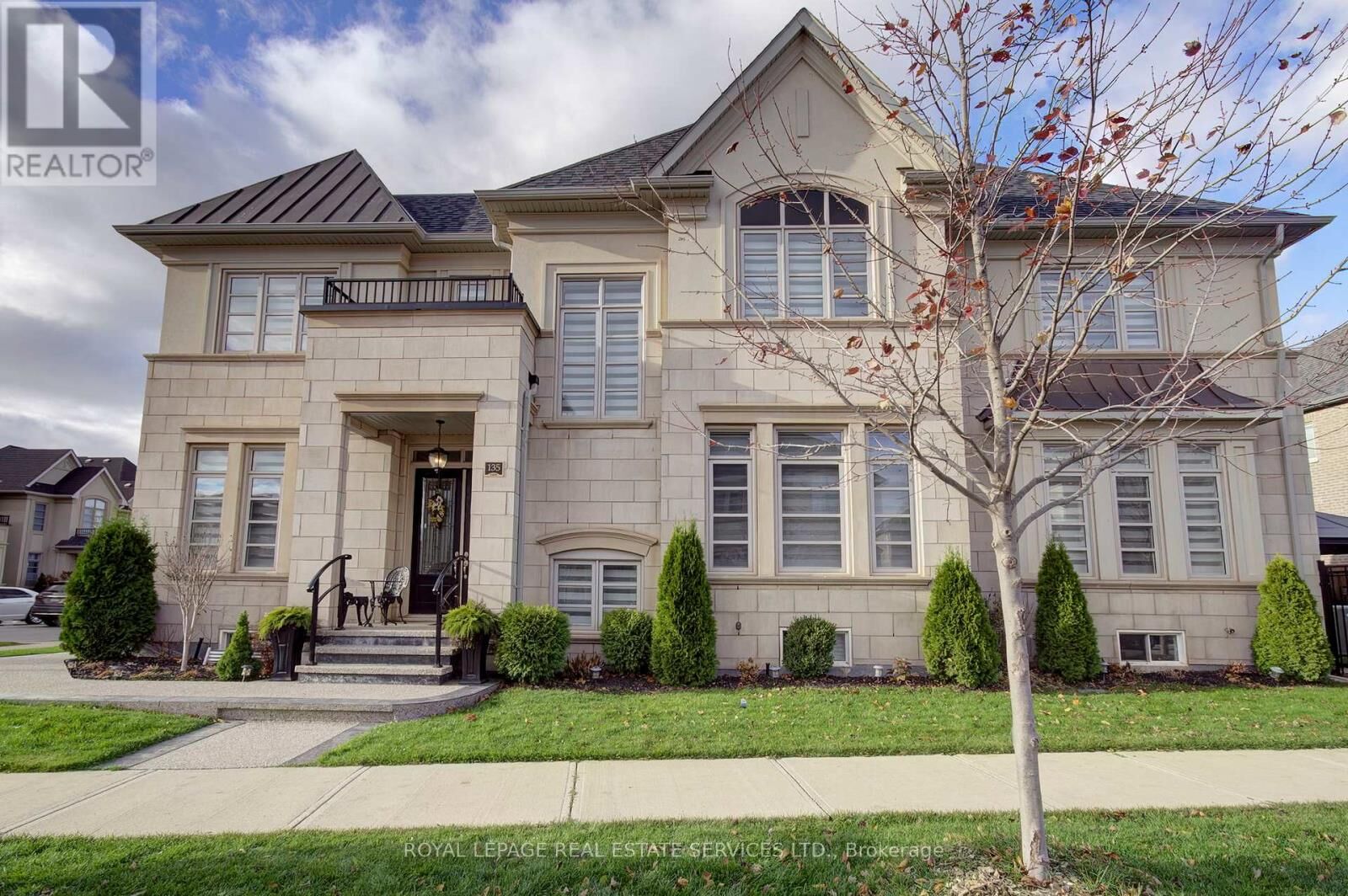 Property Photo:  135 Zachary Crescent  ON L6H 0W1 