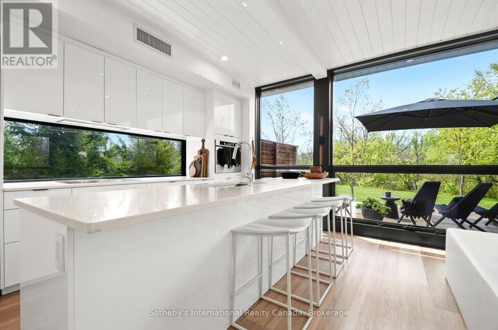 Property Photo: 10 Eureka Street ON M0N 1J0