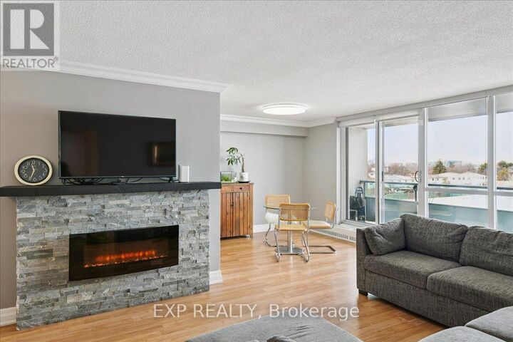 Property Photo:  44 Longbourne Drive 412  ON M9R 2M7 