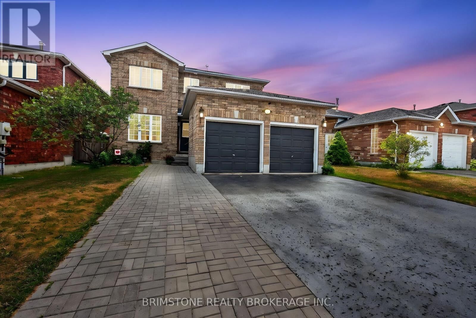 Property Photo:  116 Bird Street  ON L4N 0W6 