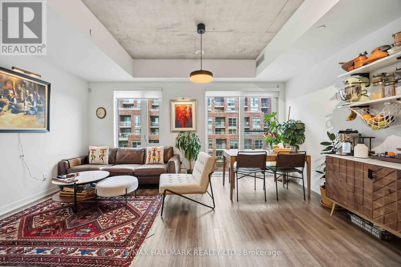 Property Photo:  1808 St Clair Avenue West 509  ON M6N 0C1 
