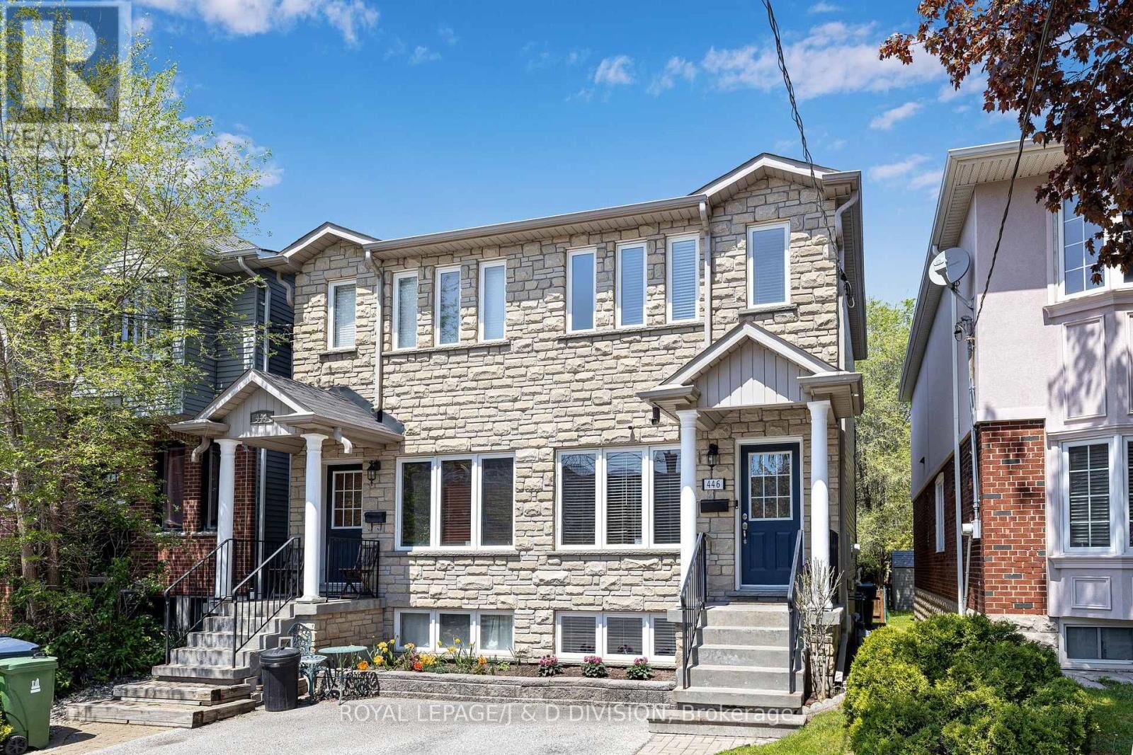 Property Photo:  446 Sammon Avenue  ON M4J 2B2 