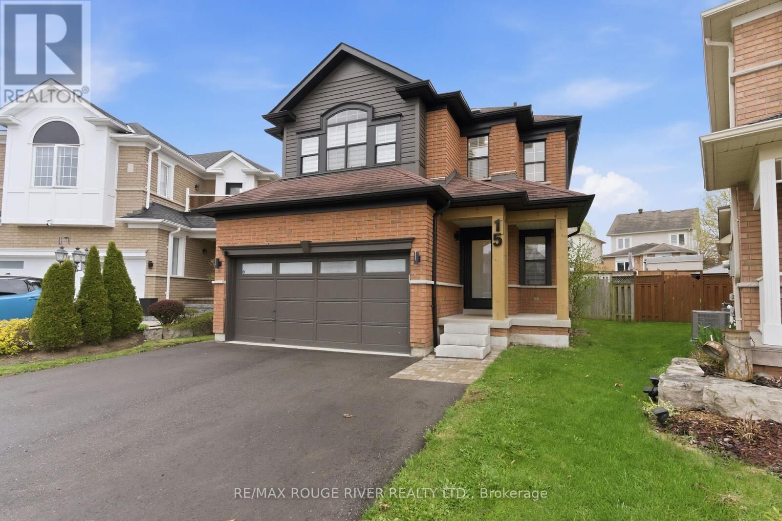 Property Photo:  15 Virginia Drive  ON L1R 2Y1 