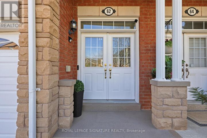 Property Photo:  470 Faith Drive 62  ON L5R 4E9 