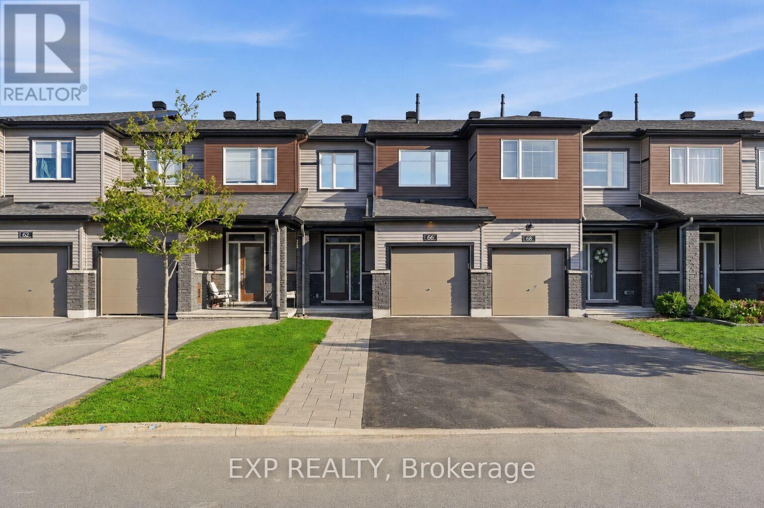 Property Photo:  66 Gardenpost Terrace  ON K4A 5H2 