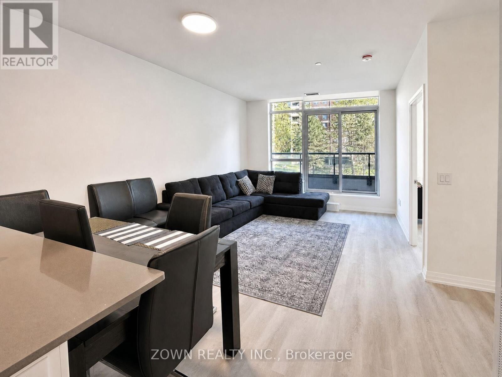 Property Photo:  3270 Sheppard Avenue East 225  ON M1T 3K3 