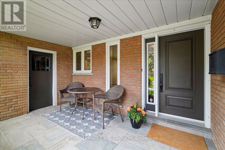 Property Photo:  44 George Henry Boulevard  ON M2J 1E2 