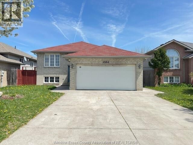 Property Photo:  4564 Fontana Avenue  ON N9G 3C8 