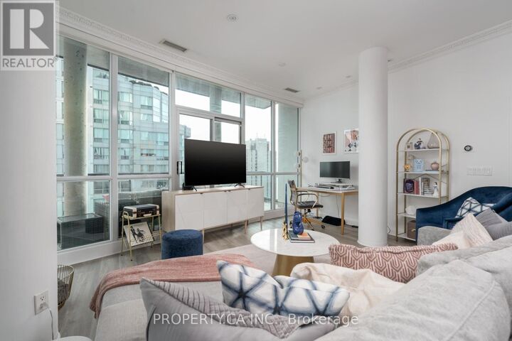 Property Photo: 12 Yonge Street 2903 ON M5E 1Z9