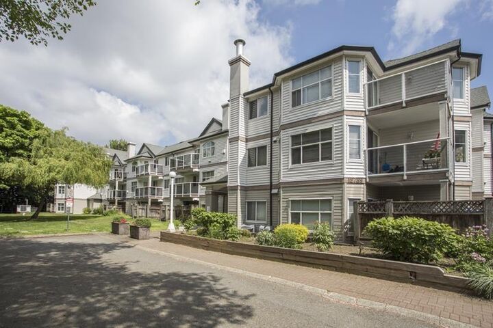 Property Photo:  12739 72 Avenue 213  BC V3W 2M7 