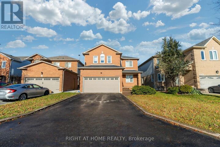 Property Photo:  1040 Beaver Valley Crescent  ON L1J 8N2 