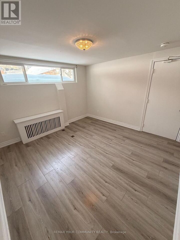 Property Photo:  451 Leslie Street  ON M4M 3E5 