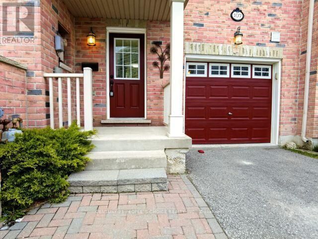 Property Photo: 107 National Street ON M1M 0A3