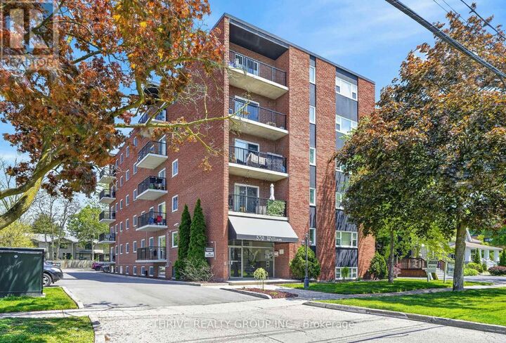 Property Photo:  570 William Street 603  ON N6B 3E9 
