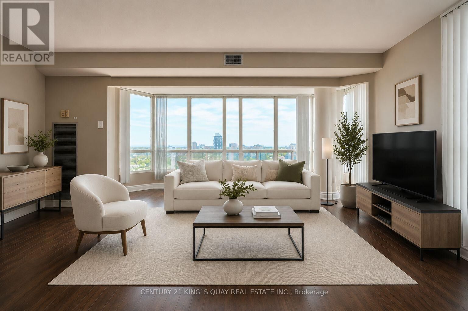 Property Photo: 115 Hillcrest Avenue 904 ON L5B 3Y9
